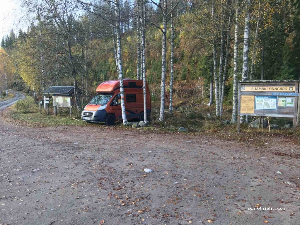 (685 91)  - 23 ORMHÖJDEN — foto