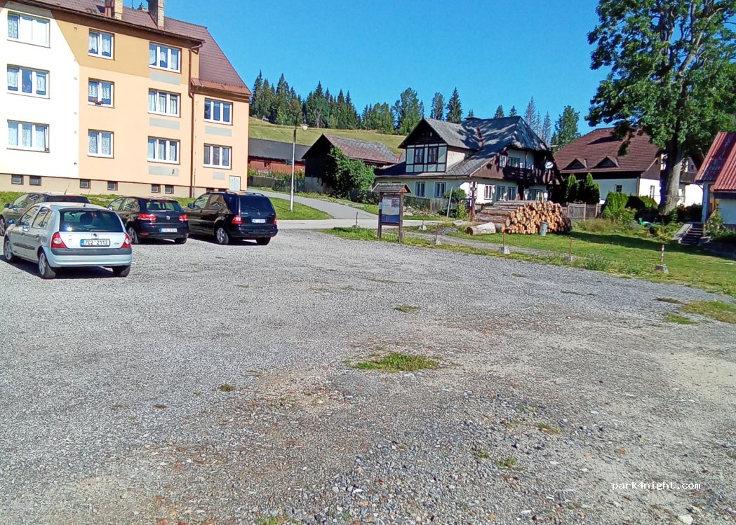 (384 43) Strážný - — foto