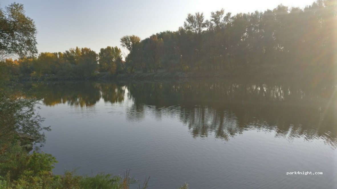 (927 05) Dlhá nad Váhom - Unnamed Road — foto 2