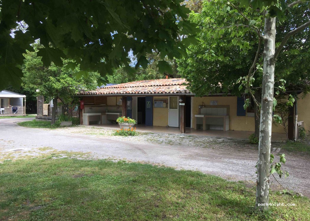 Camping** Frédéric Mistral — foto 3
