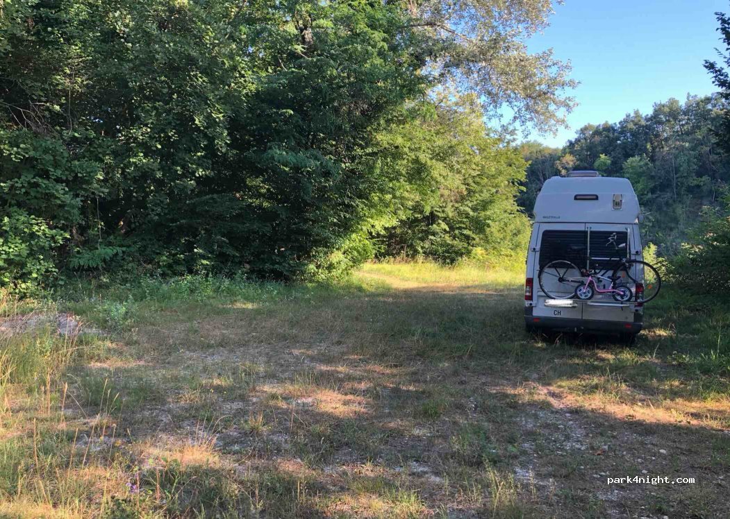 (26730) La Baume-d'Hostun - Unnamed Road — foto 3