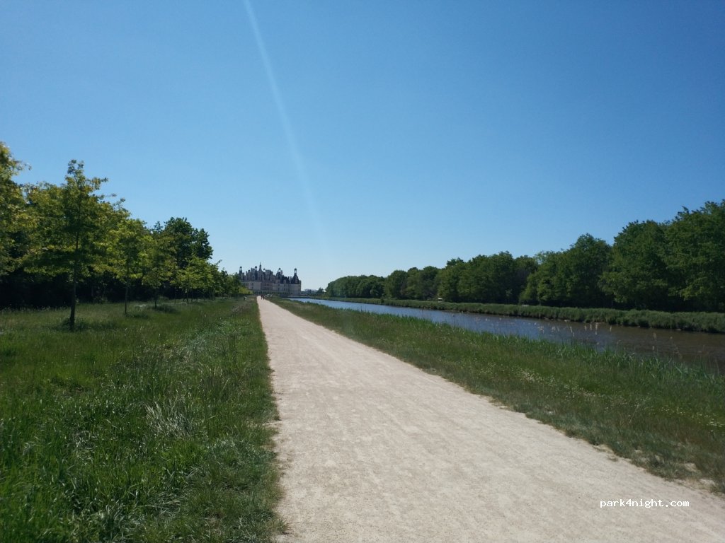 Free Parking Château de Chambord — foto 3