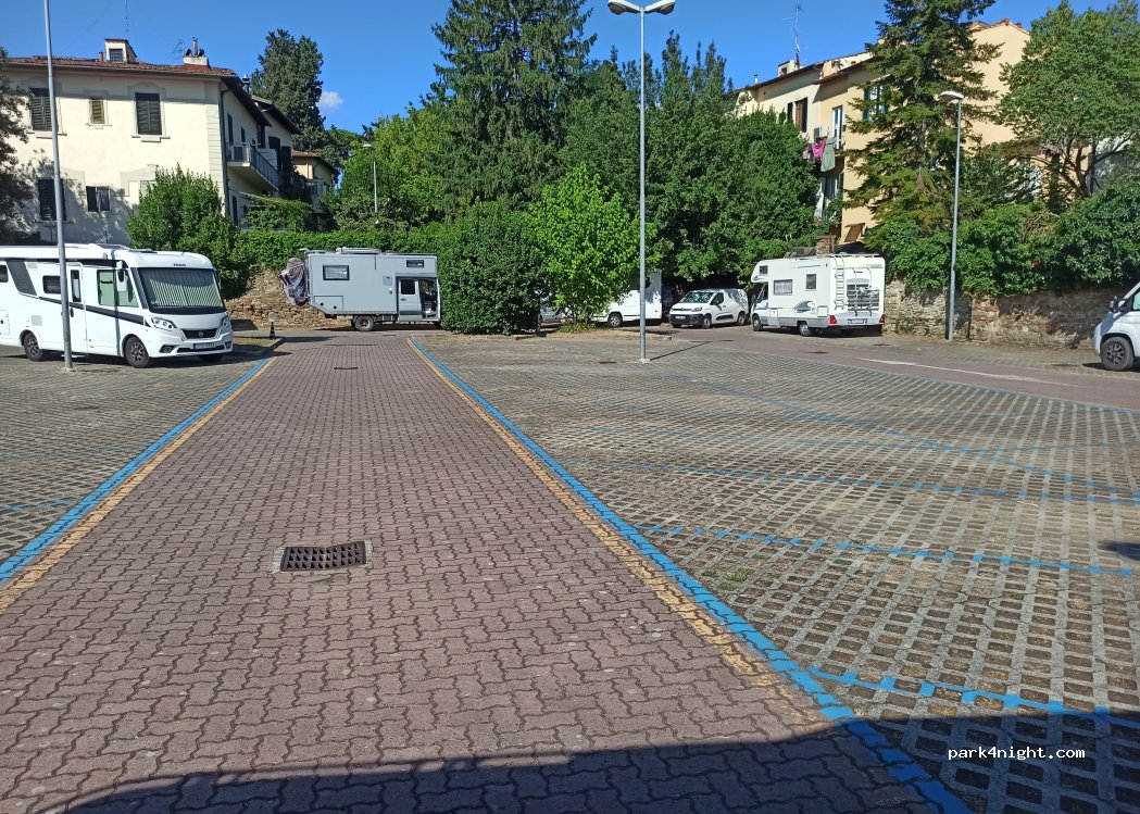 Area Sosta Camper Gelsomino — foto 2