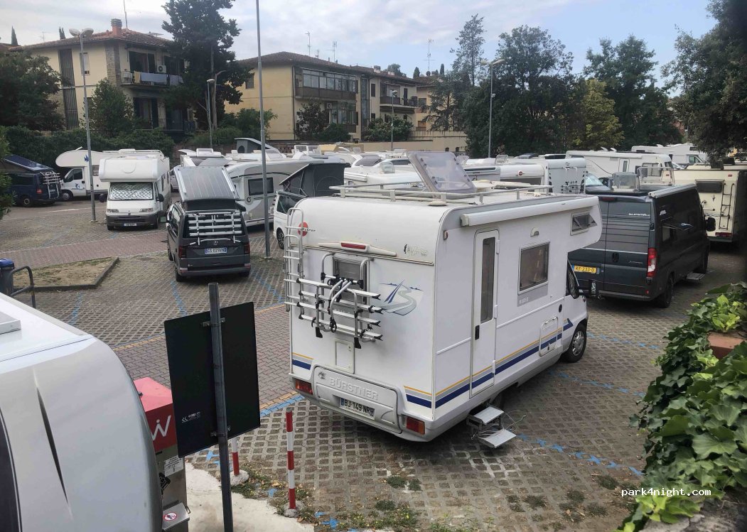 Area Sosta Camper Gelsomino — foto 5