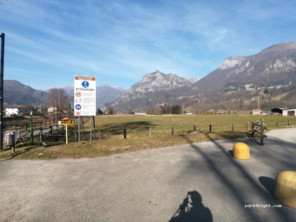 (23813) Barzio - Via Modigliani Amedeo — foto