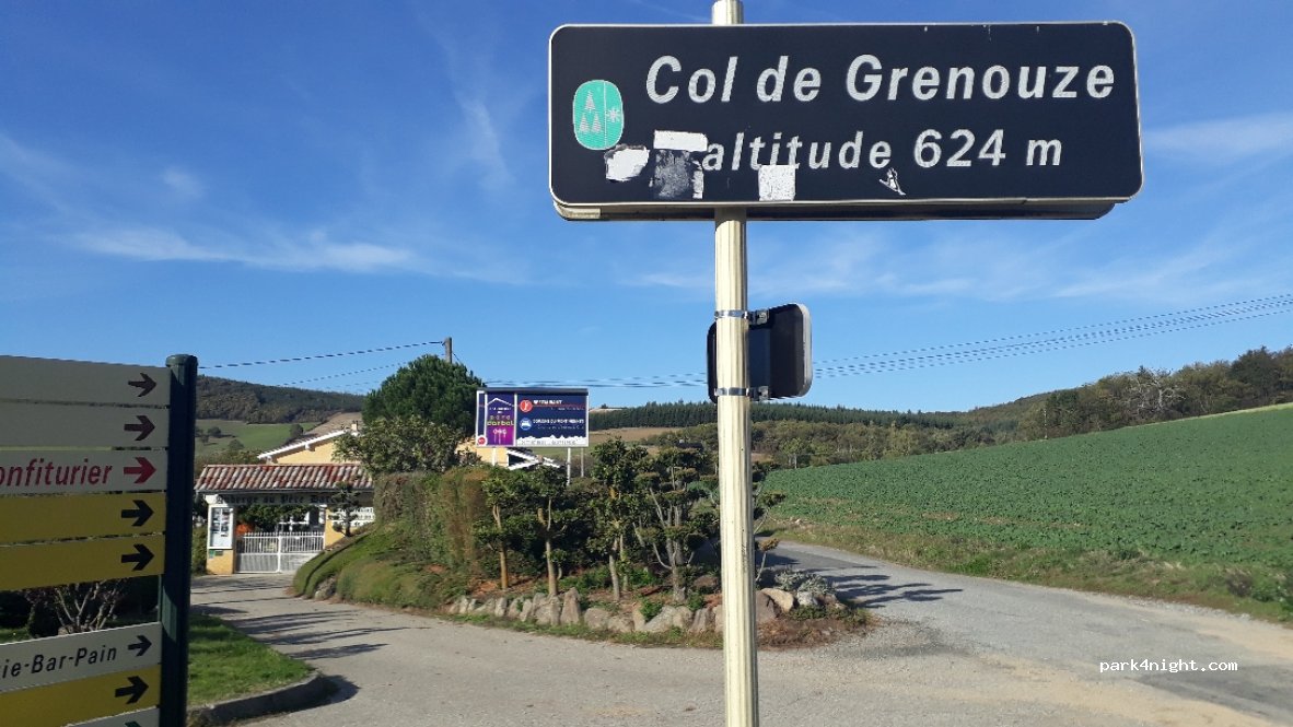 (69420) Longes - 4590 Grenouze — foto