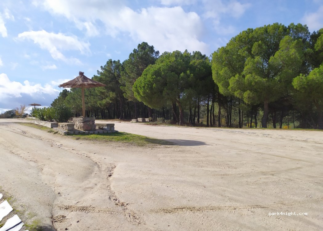 (14445) Cardeña - 59 Calle Duquesa de la Vega Pozo — foto 3