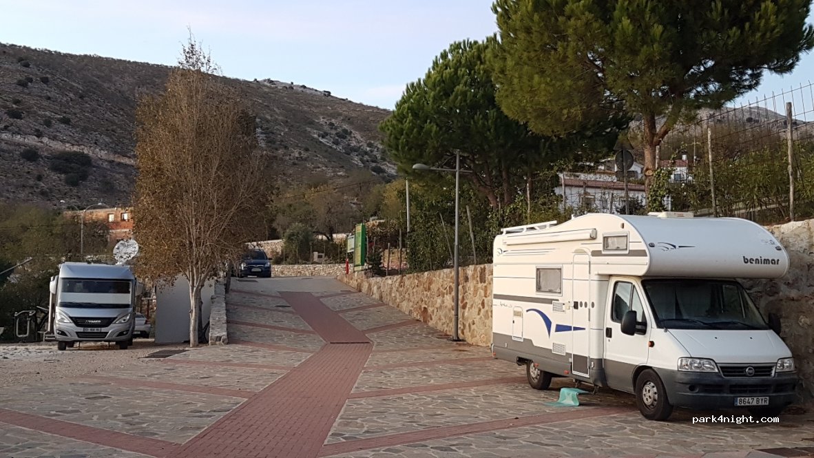 (29460) Alpandeire - 40 Avenida de Andalucia — foto