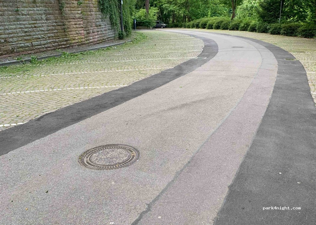 (69117) Heidelberg - 24 Schloß-Wolfsbrunnenweg — foto 3