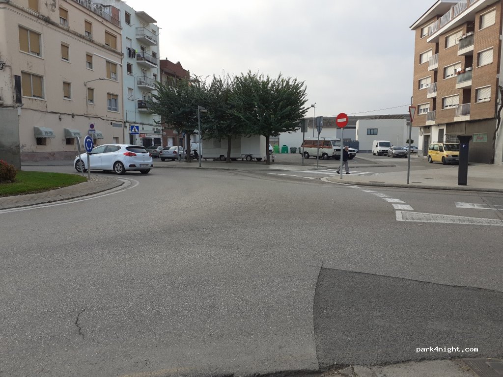 (22520) Fraga - 4 Avenida de los Deportes — foto