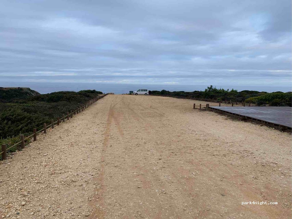(8670) Pero Vicente - Unnamed Road — foto