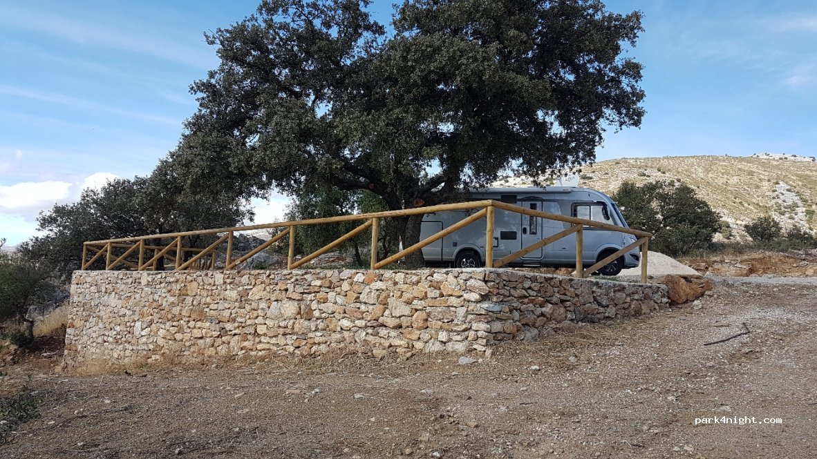 (29460) Alpandeire - 2 Avenida de Andalucia — foto