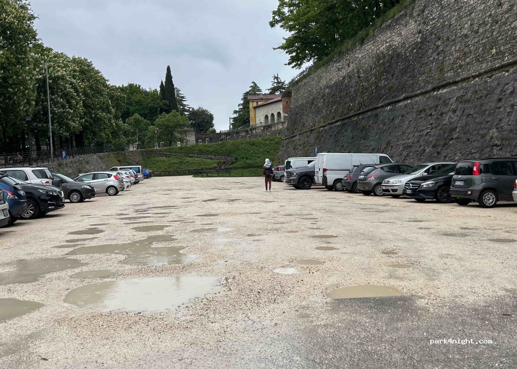 (25121) Brescia - 13 Via del Castello — foto 4
