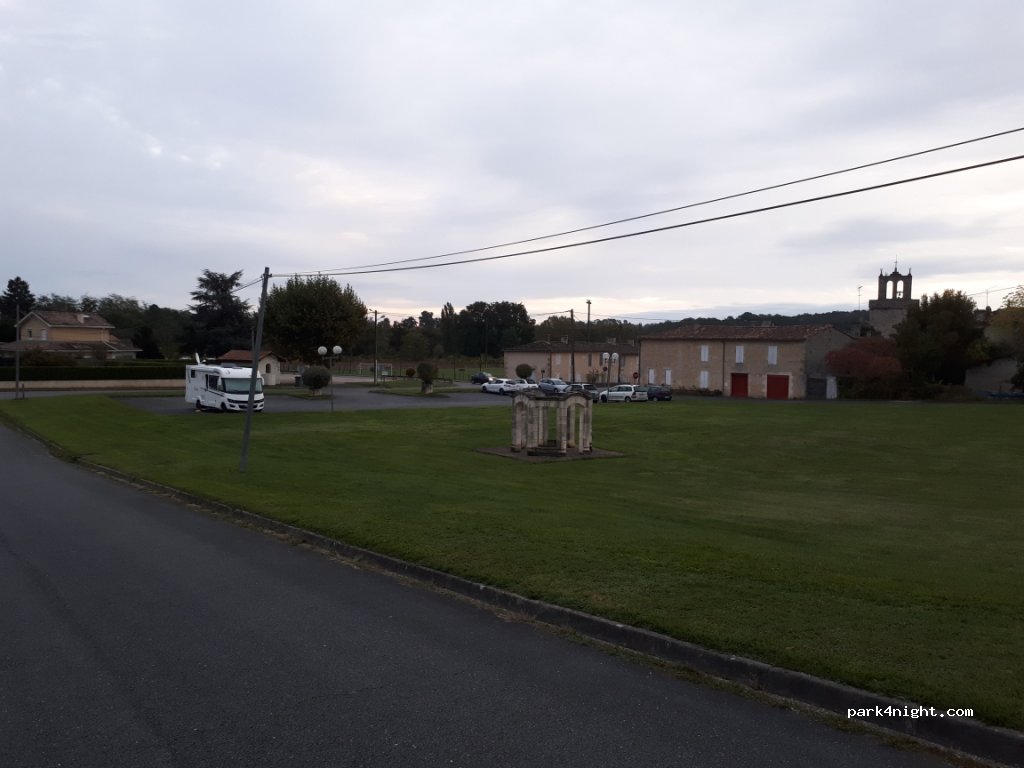(33750) Camarsac - 1 Impasse Brunet d'Aillan — foto
