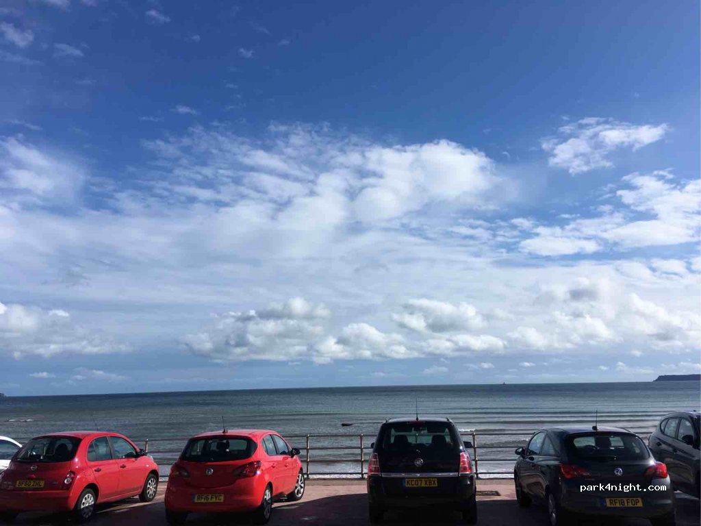 (TQ3 2NU) Paignton - 50 Marine Parade — foto