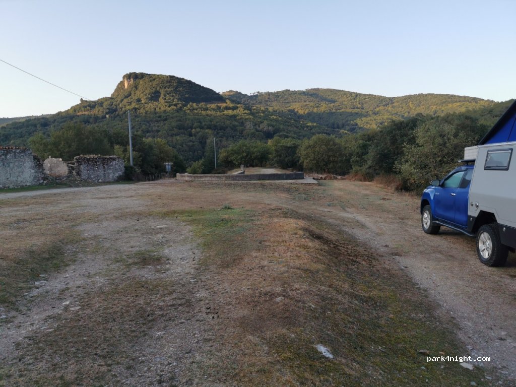 (08030) Belvì - Unnamed Road — foto 2