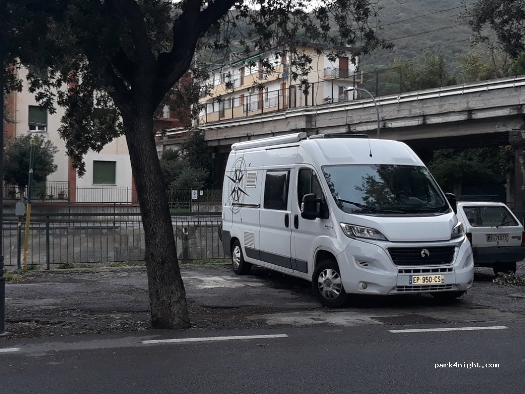 (17024) Finale Ligure - 112 Via Calvisio — foto 2