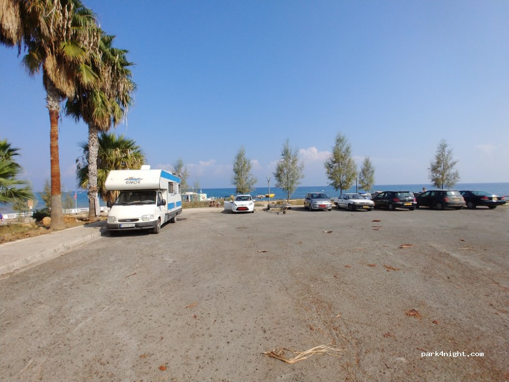 (5296) Paralimni - Dios — foto
