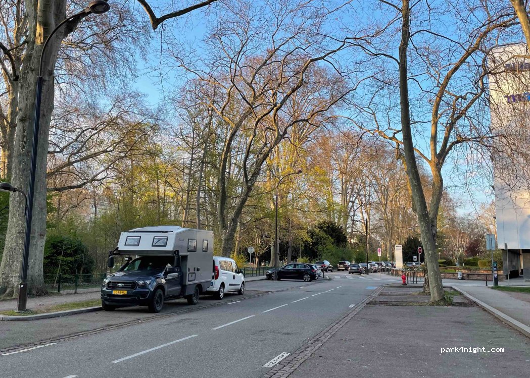 (67000) Strasbourg - 1 Rue des Arquebusiers — foto 3