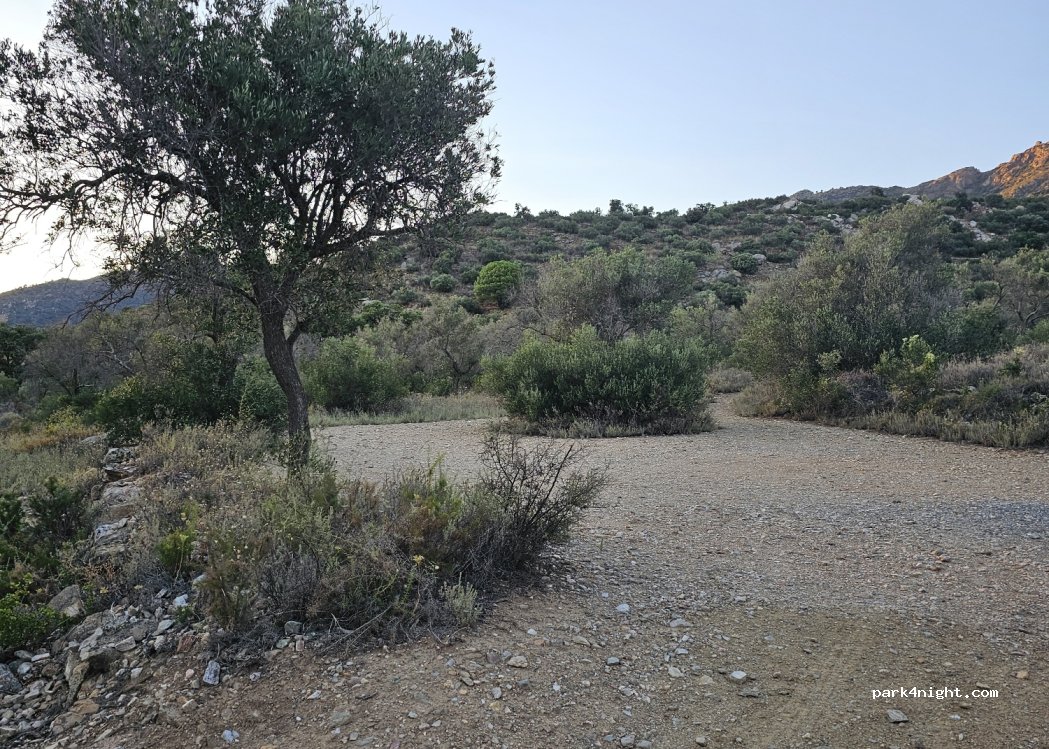 (17495) Palau-saverdera - Unnamed Road — foto