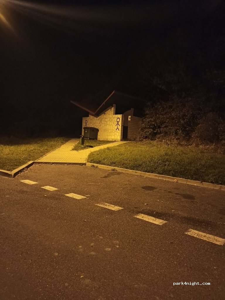 (32-210) Książ Wielki - 35 Warszawska — foto