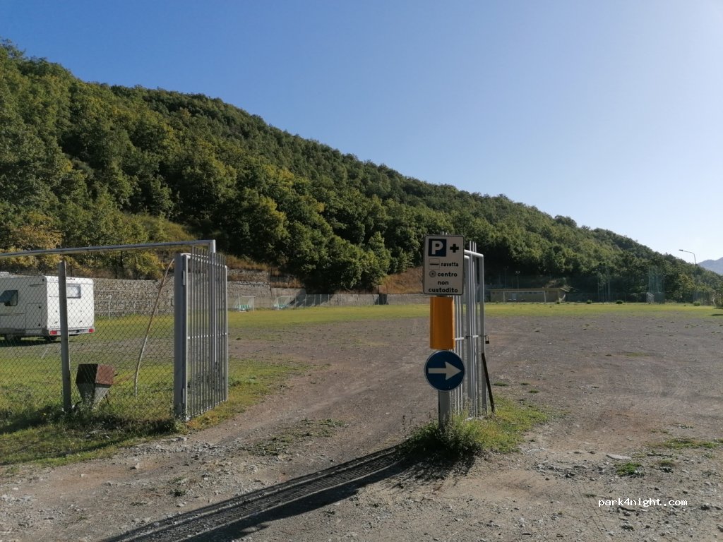 (85010) Castelmezzano - Unnamed Road — foto