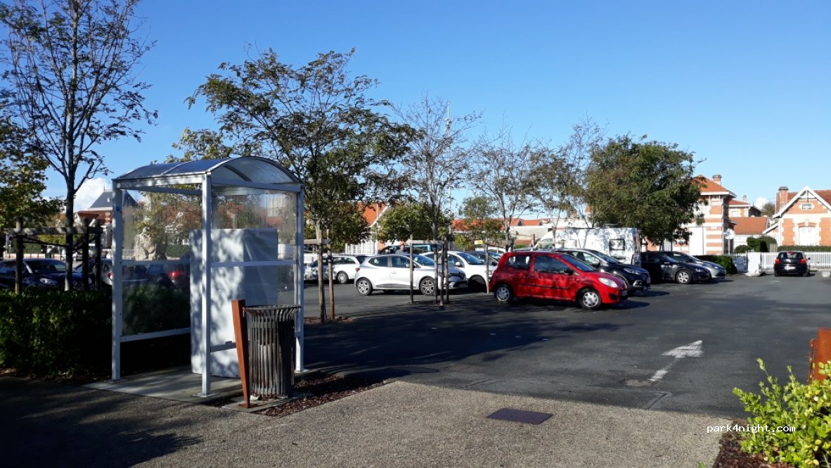 (33780) Soulac-sur-Mer - 4 Rue des Bénédictins — foto 2