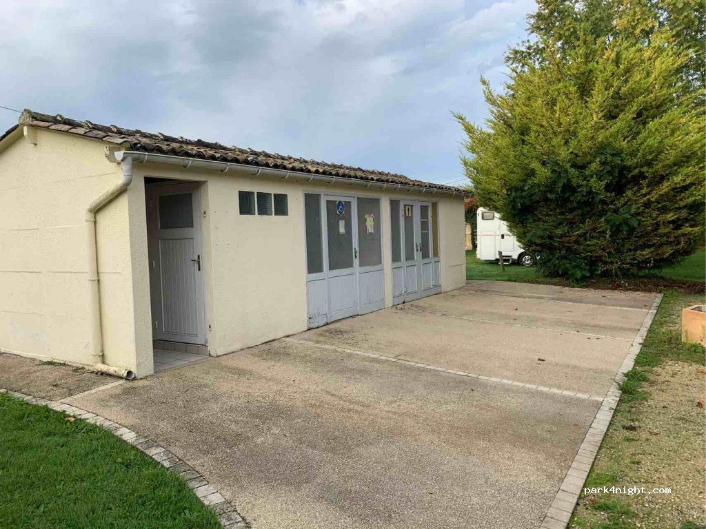 Camping de mon Village de Brioux-sur-Boutonne — foto 2