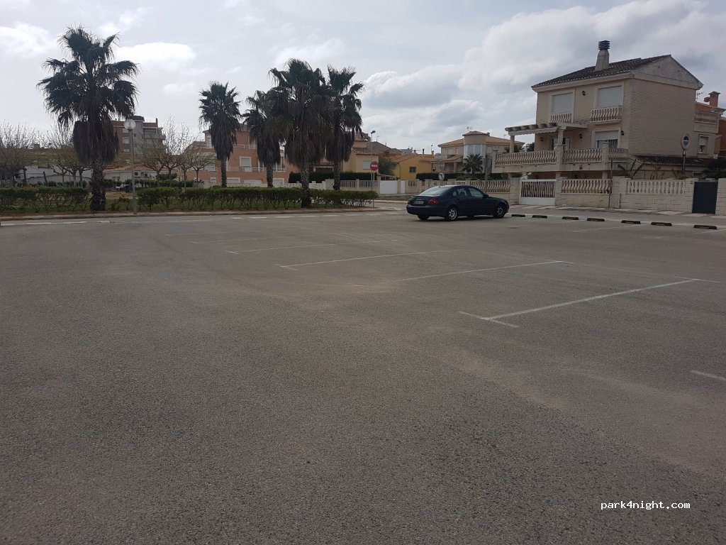 (46780) Oliva - 7 Cl Pescadors dels — foto