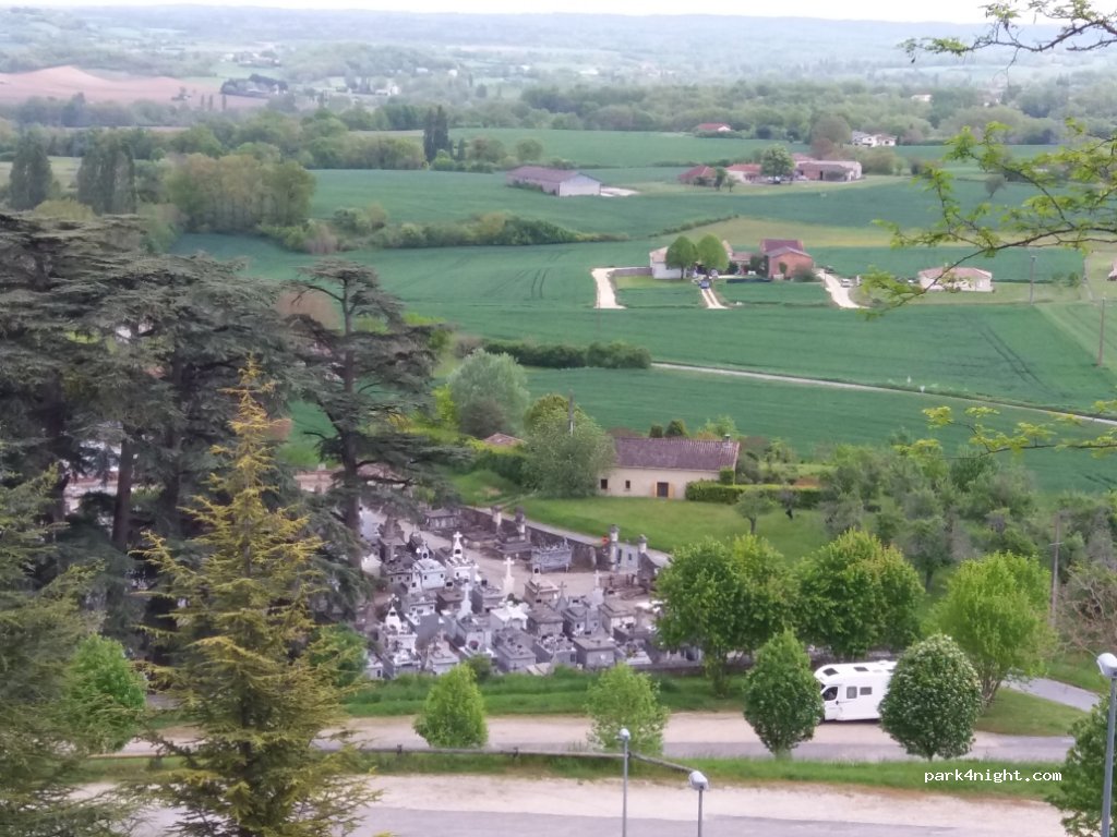(47150) Monflanquin - 46 Tour de ville — foto 2