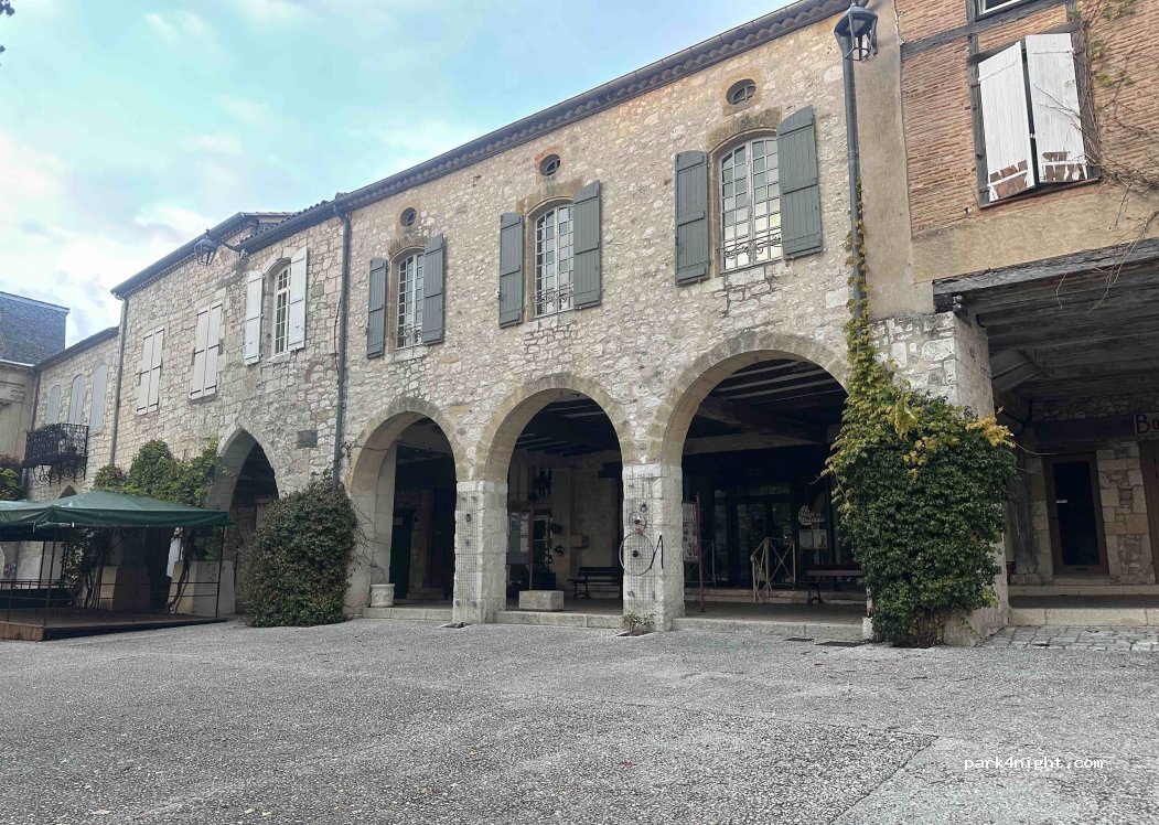 (47150) Monflanquin - 46 Tour de ville — foto 4