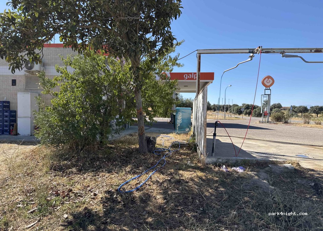 (10335) Peraleda de la Mata - EX-118 — foto
