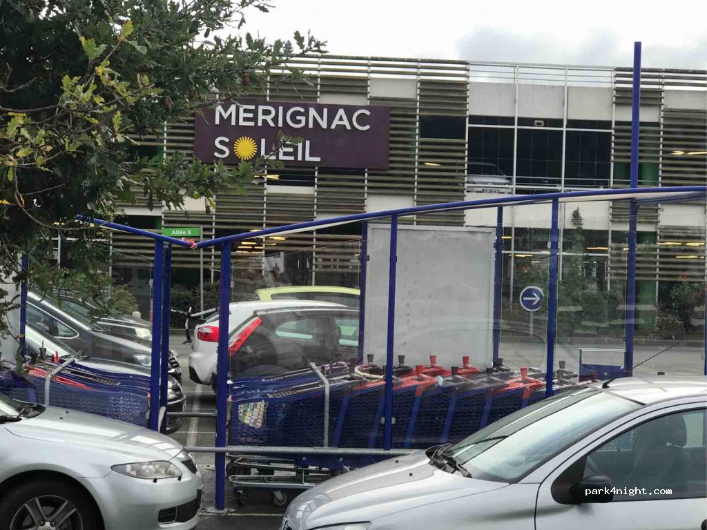 (33700) Mérignac - 1 Rue Jacques Anquetil — foto