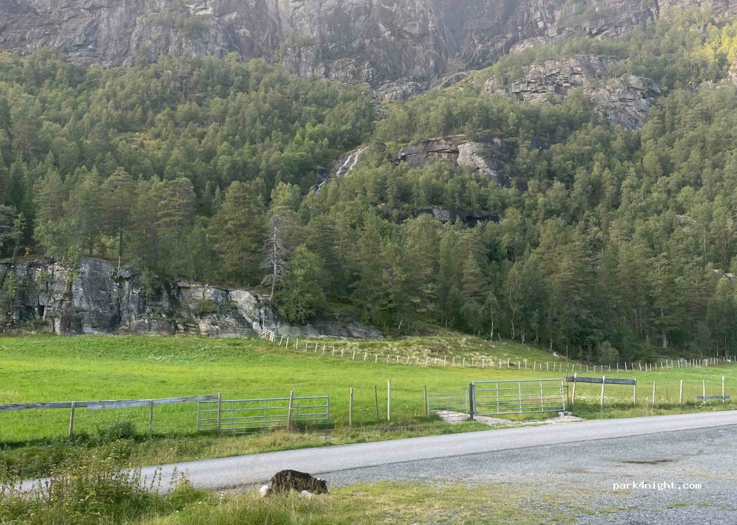 (5763) Skare - Unnamed Road — foto 3