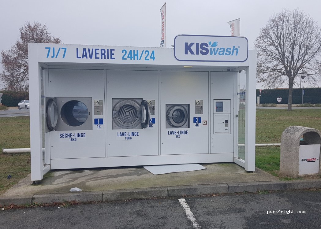 (17780) Soubise - 28, Avenue Jean Moulin — foto