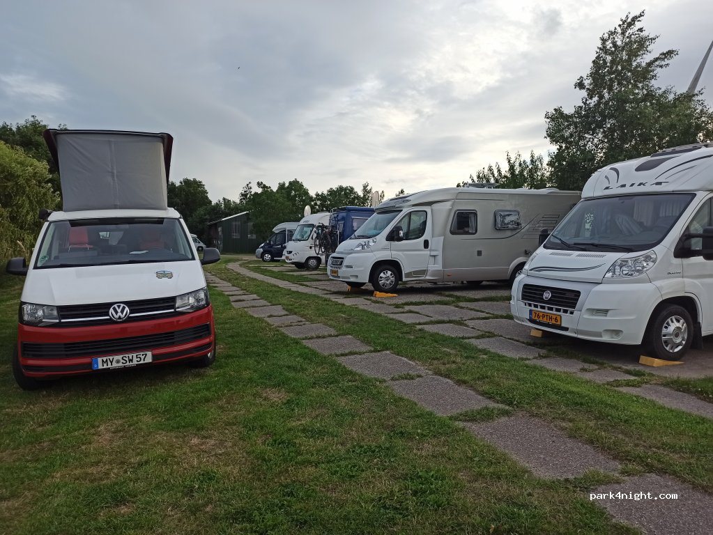 (8711 GS) Workum - 3 Nijhuzumerdijk — foto