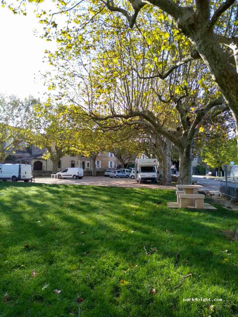 (30580) Brouzet-lès-Alès - 1656 Le Village — foto