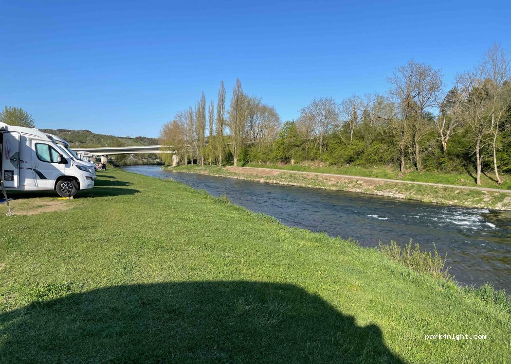 Campingpark Freibad Echternacherbrück — foto