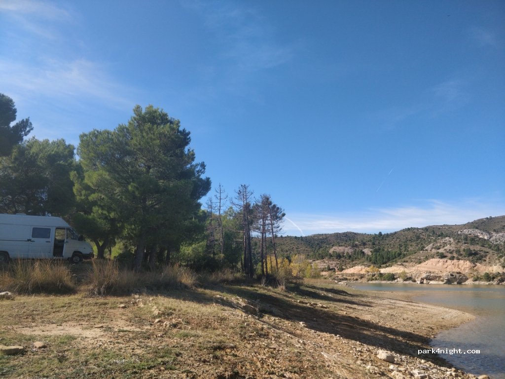 (44556) Berge - Unnamed Road — foto 2