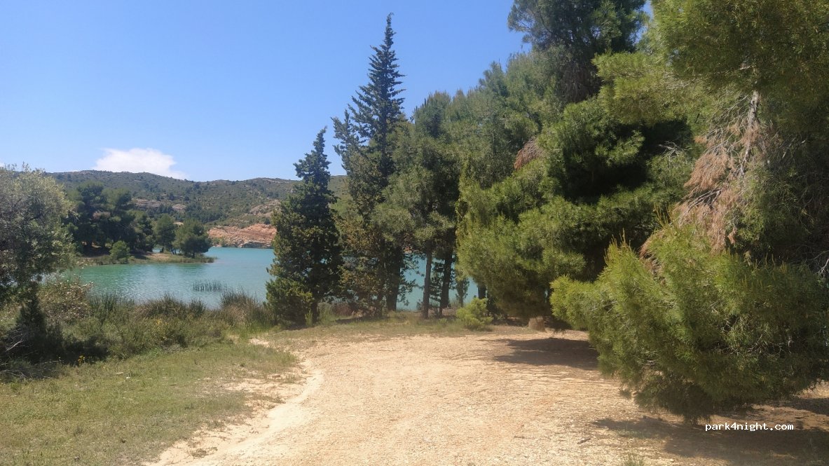 (44556) Berge - Unnamed Road — foto 3