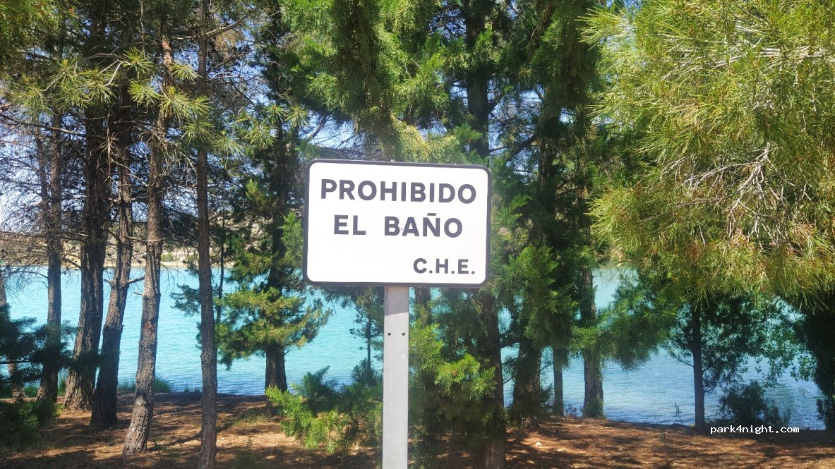 (44556) Berge - Unnamed Road — foto 4