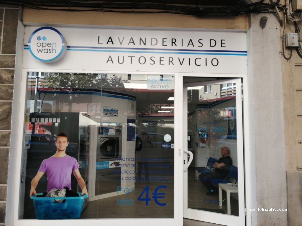 (22700) Jaca - 5 Avenida de Francia — foto