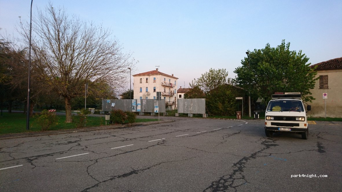 (29010) Cadeo - 38 Via Emilia — foto
