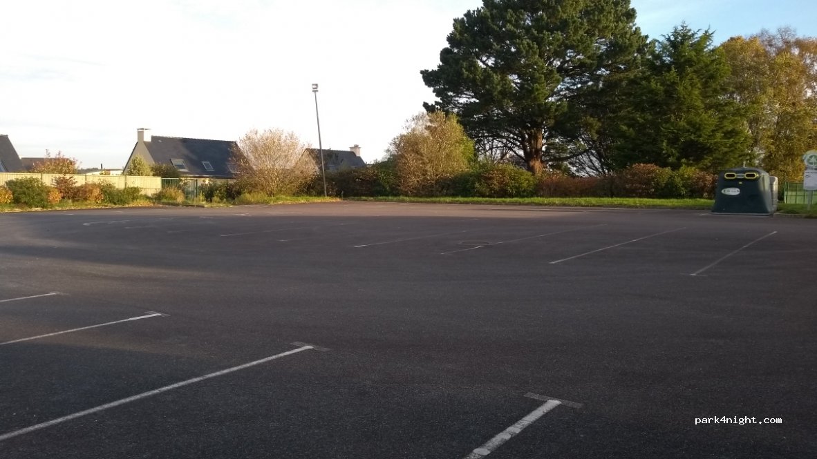 (29510) Landrévarzec - 37 Le Clos de l'École — foto