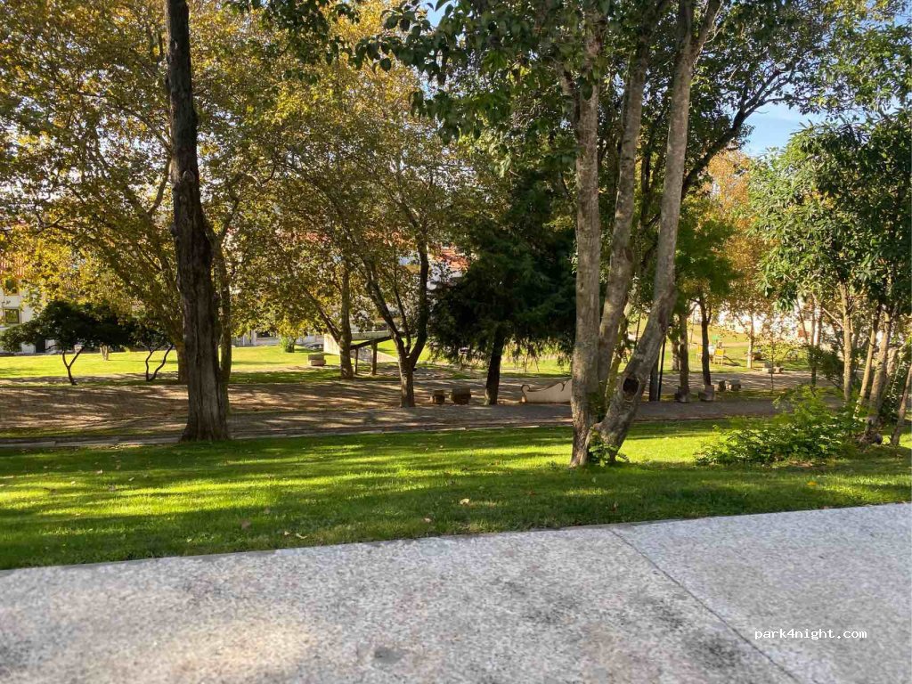 (7300-126) Portalegre - 33 Avenida George Robinson — foto 2