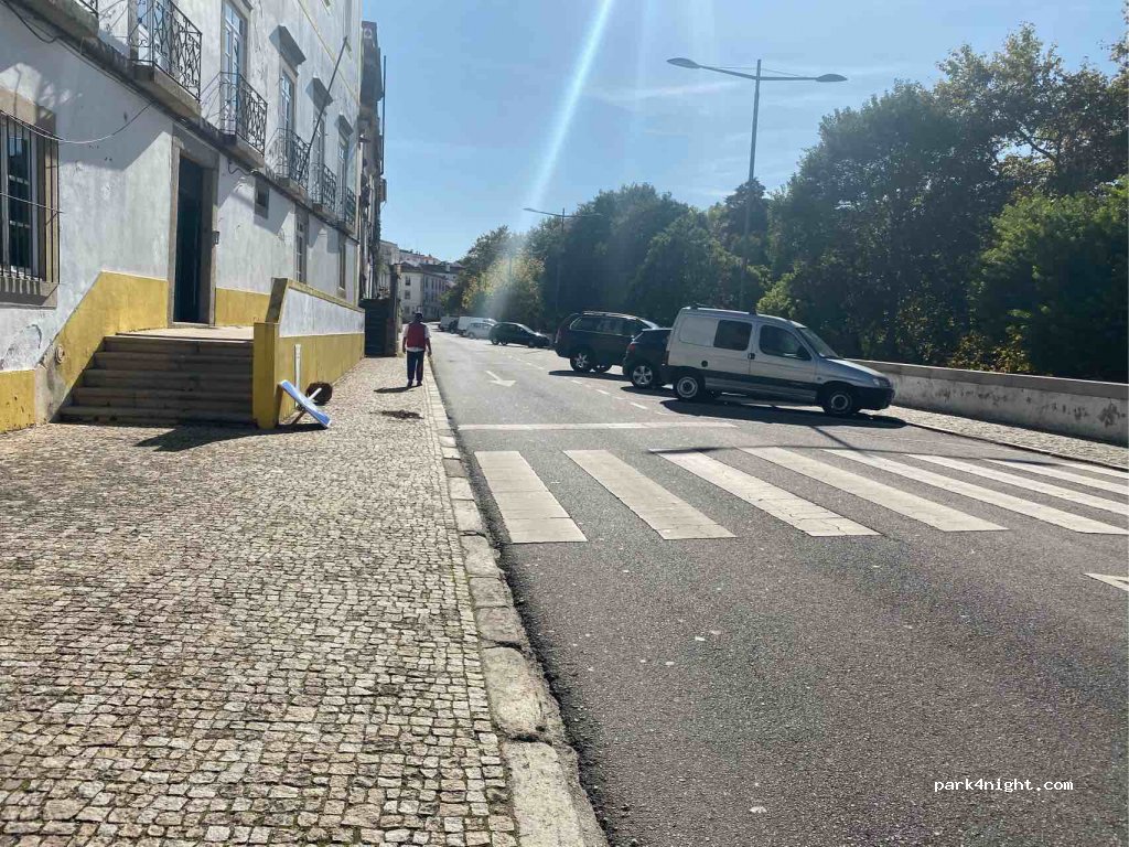(7300-126) Portalegre - 33 Avenida George Robinson — foto 4