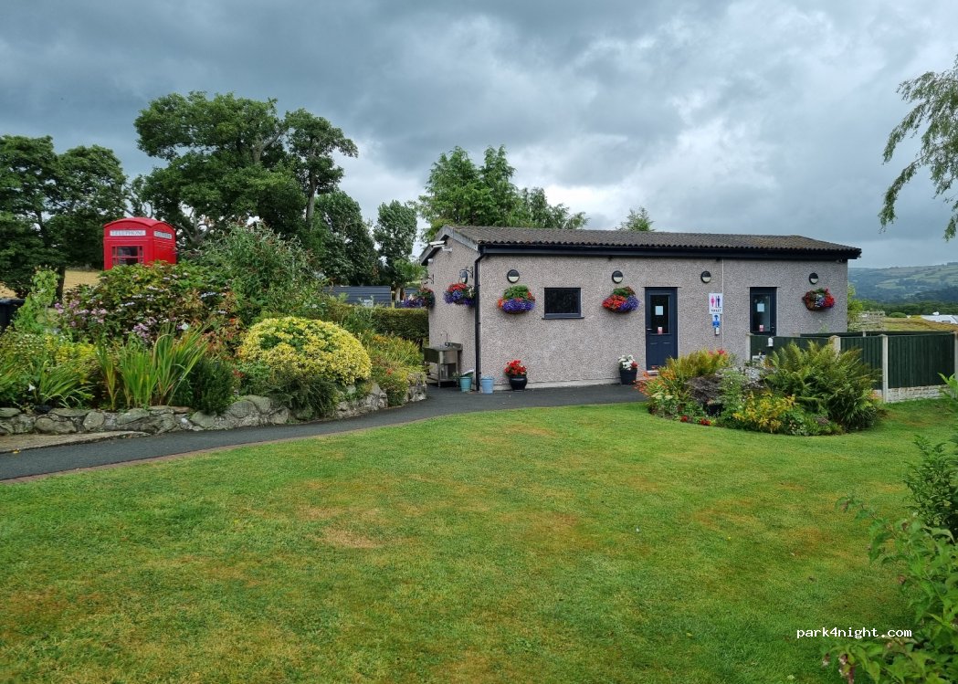 Wern Farm Caravan Park — foto 3