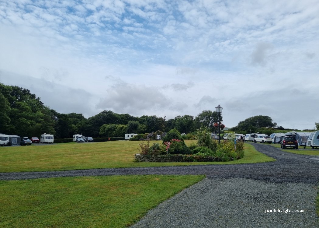 Wern Farm Caravan Park — foto 4