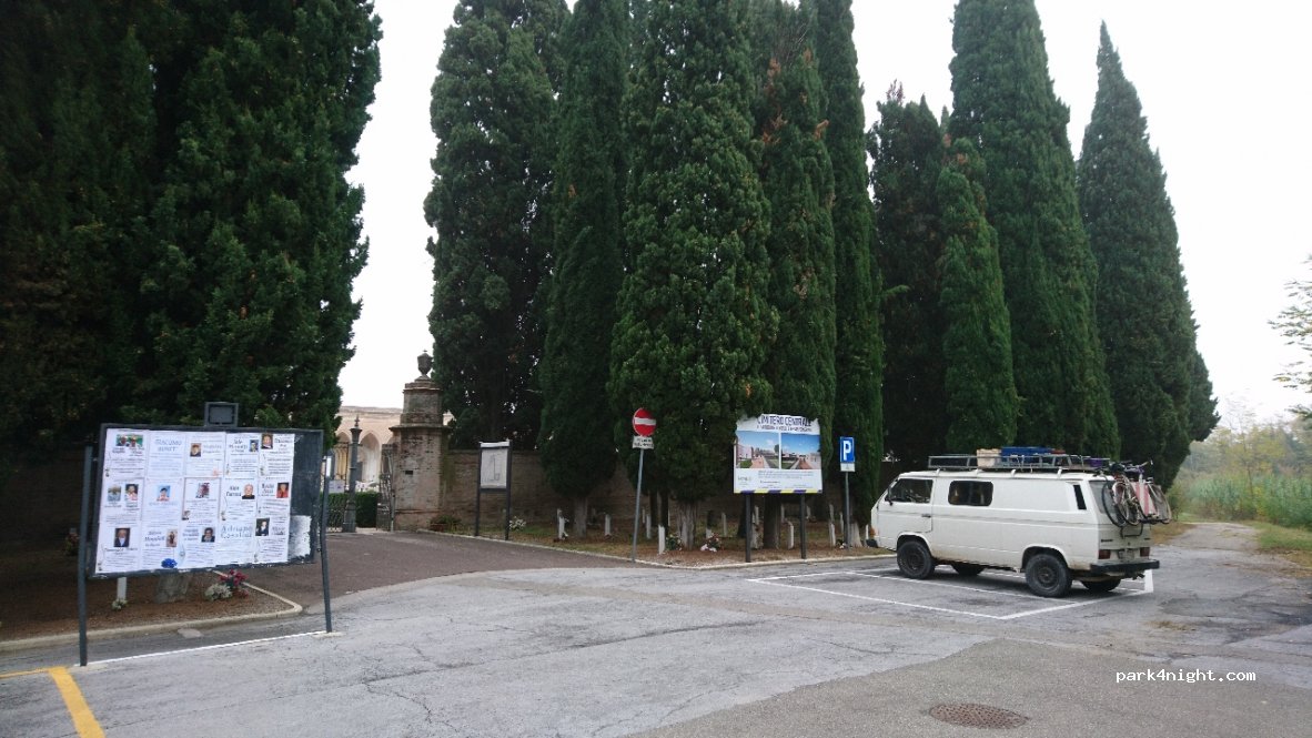 (47822) Santarcangelo di Romagna - 5 Via Cimitero Centrale — foto