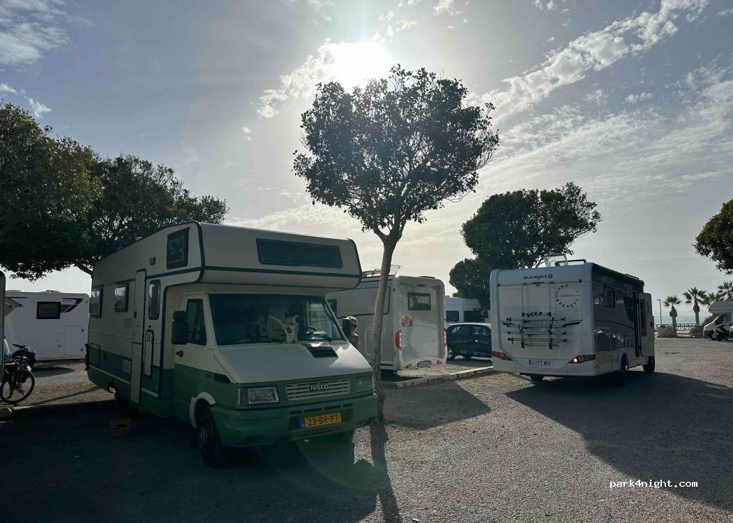 (29017) Málaga - 55 Carretera Almería la Araña — foto 3
